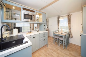 Willow export-kitchen diner-web