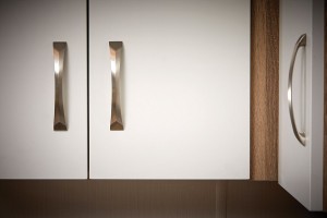 Mul-neo-handles-web