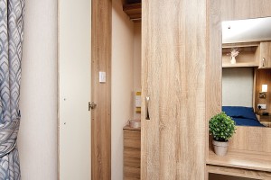 Mul-neo-wardrobe-2-web