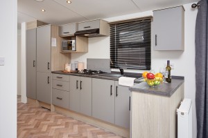 retreat-kitchen